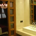 Real Cinco Linajes Hotel