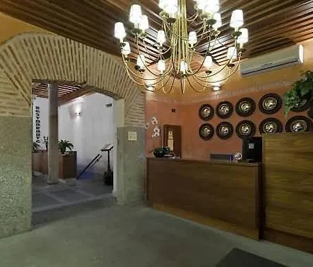 Hotel Real Cinco Linajes Arévalo