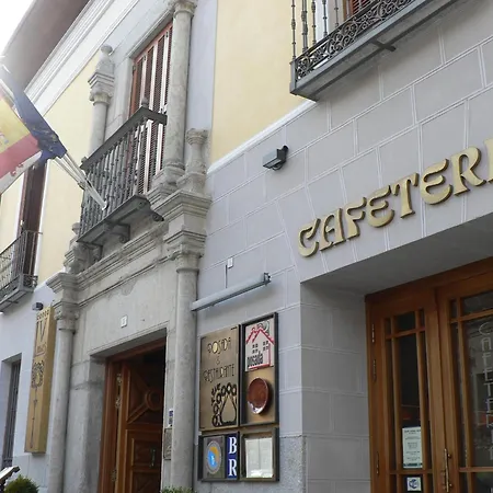 Real Cinco Linajes Hotel