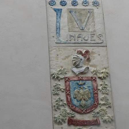 Real Cinco Linajes Hotel 4*