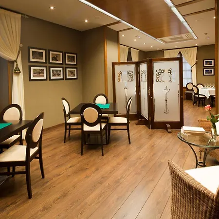 Real Cinco Linajes Arévalo