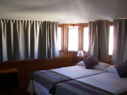 Real Cinco Linajes Hotel Arevalo
