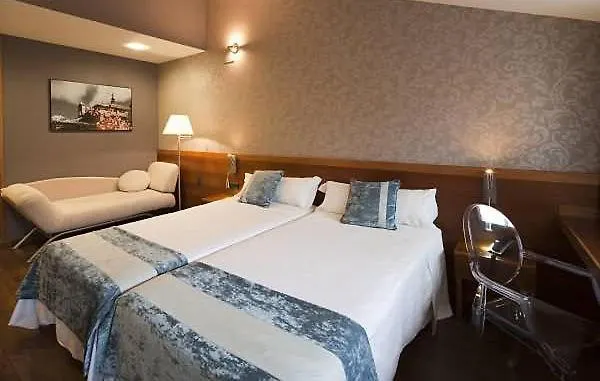 Real Cinco Linajes Hotel 4*